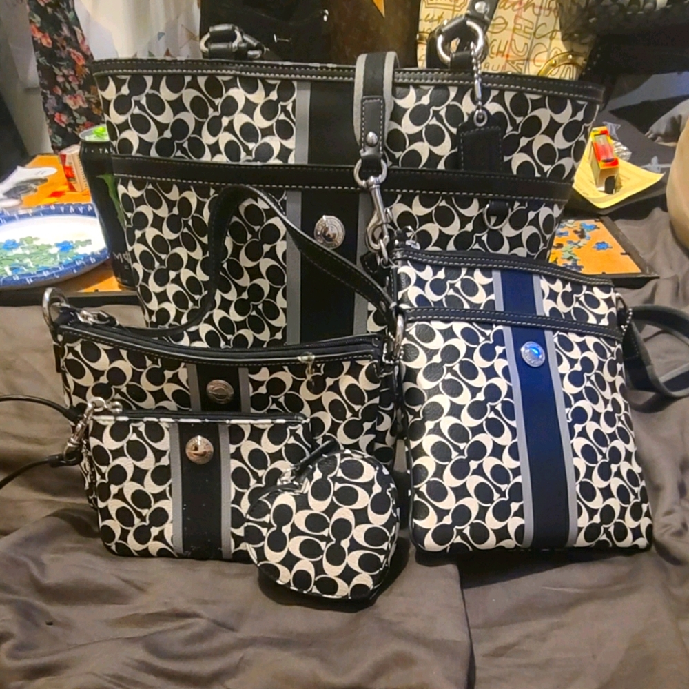 Authentic Coach set